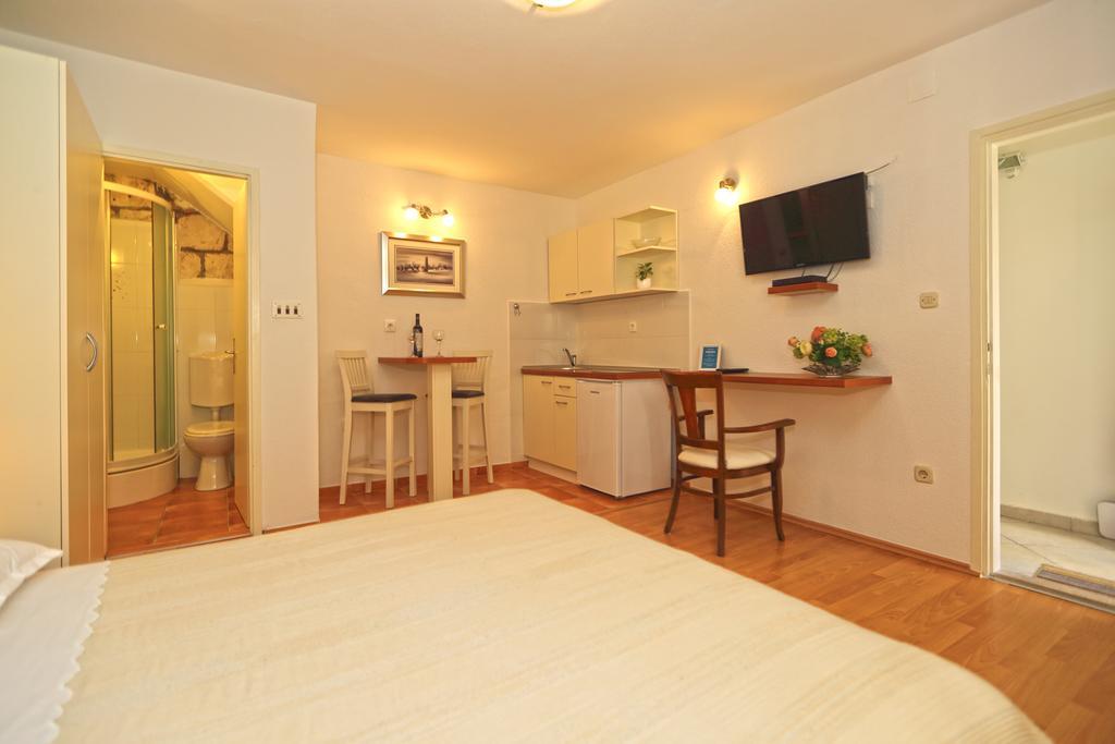 Studio Riva Hvar Town Room photo